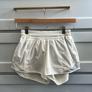 Lululemon Hotty Hot Low Rise 4” Short